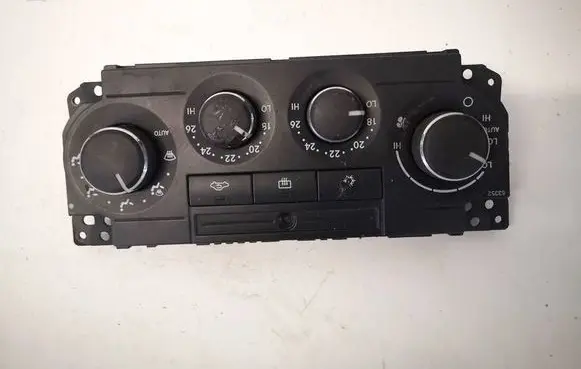 Jeep Grand Cherokee (WK) Climate control unit P55037981AA 981AA