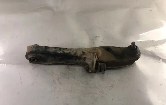 Mitsubishi Pajero Pinin Front lower control arm/wishbone