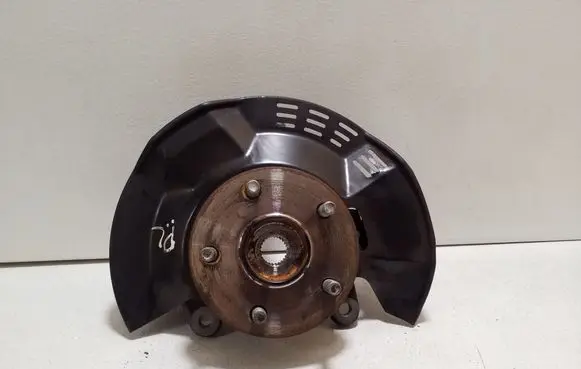 Toyota Yaris Cross Front wheel hub