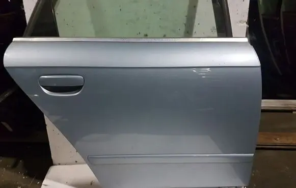 Audi A4 S4 B7 8E 8H Rear door 8E0