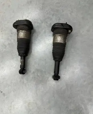 BMW 5 G30 G31 G38 Air suspension front shock absorber 6897849 6897850