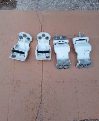 Ford Transit Courier Loading door hinge set