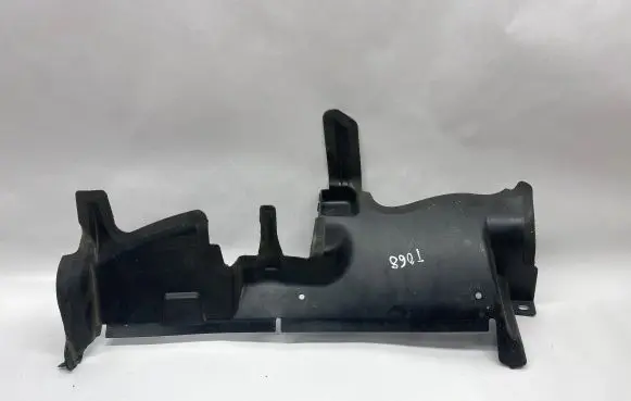 Dodge Charger Intercooler air guide/duct channel 68236462AB 68212036AB