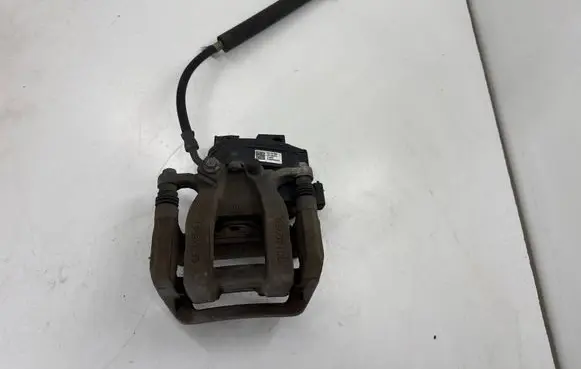 Chevrolet Camaro Rear brake caliper 84273769