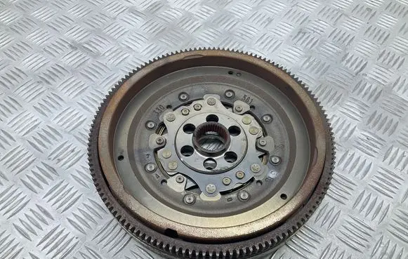 Volkswagen Tiguan Flywheel 03L105266AM
