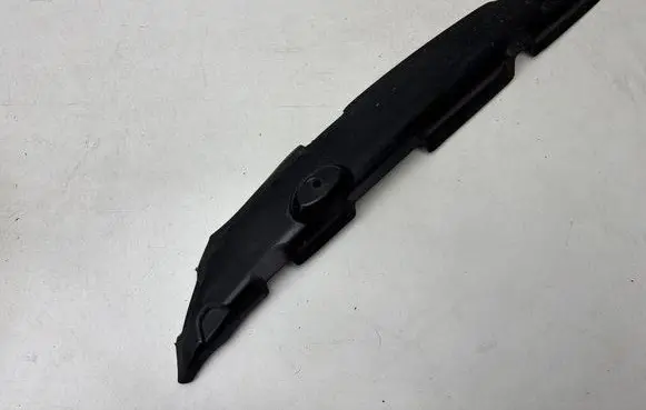 Audi A3 S3 8V Fender end trim 8V0821111C