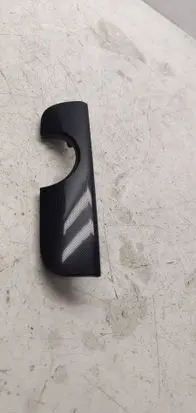 Dashboard glove box trim