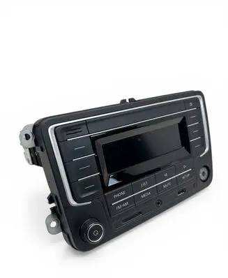 Volkswagen Amarok Radio/CD/DVD/GPS head unit 7F0035153