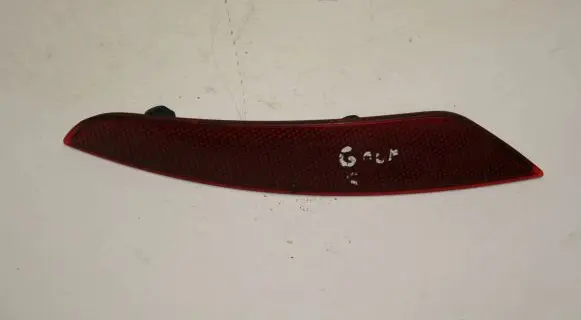 Rear tail light reflector