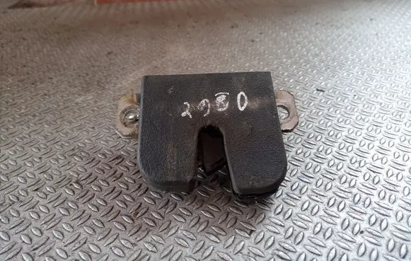 Seat Ibiza III (6L) Tailgate/trunk/boot lock/catch/latch 6L6827505A