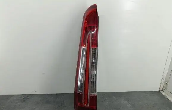 Ford C-MAX I Rear/tail lights 2SK009504