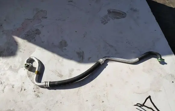 Hyundai H-1, Starex, Satellite Air conditioning (A/C) pipe/hose 