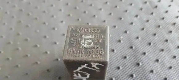 Volkswagen Jetta I Other relay 321955531A 5WK1636
