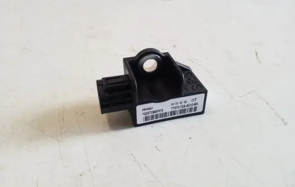 Honda CR-V Airbag deployment crash/impact sensor 77970T2AA010M4
