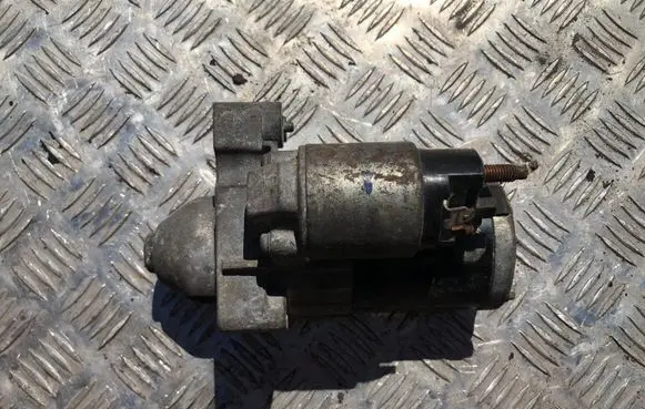 Citroen C4 II Starter motor 9663528880 M000T22471
