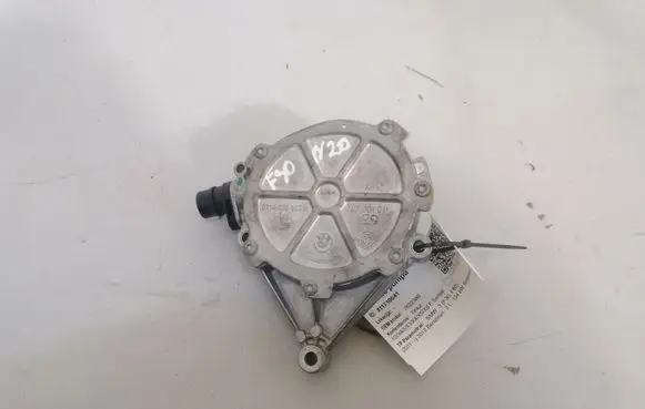 BMW 3 F30 F35 F31 Vacuum pump 7622380