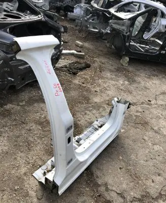 Peugeot 2008 II Front sill (body part) 