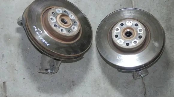 Volkswagen PASSAT B8 Front wheel hub spindle knuckle 5Q0407257A