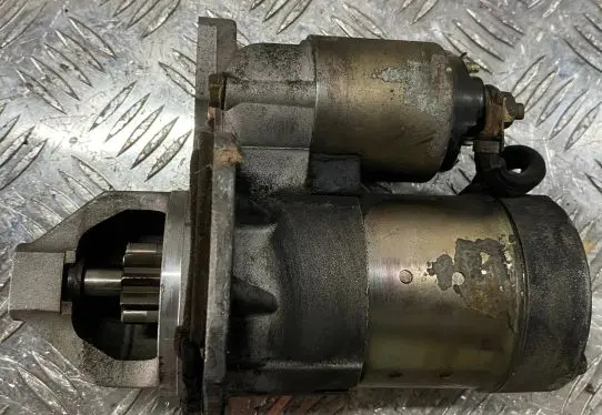 Nissan Qashqai Starter motor 23300EN200 MR20