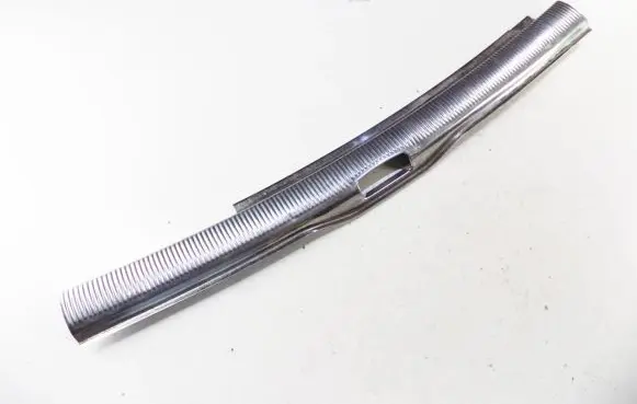 Volkswagen PASSAT B5 Trunk/boot sill cover protection