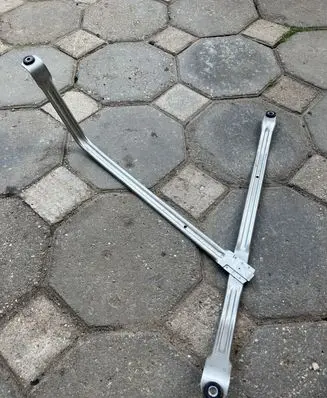 BMW X5 G05 Fuel tank mounting bracket 7468278