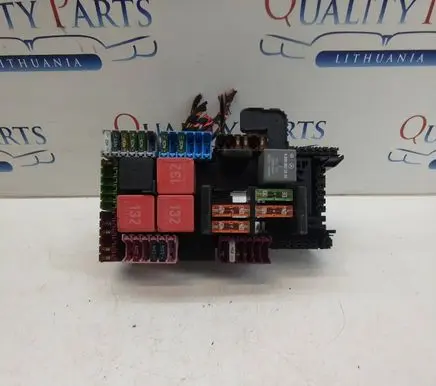Mercedes-Benz C W205 Fuse module A2059068501