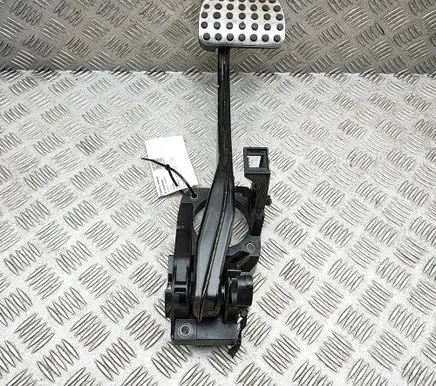 Mercedes-Benz CLA C117 X117 W117 Brake pedal A2462900119 A2462920308