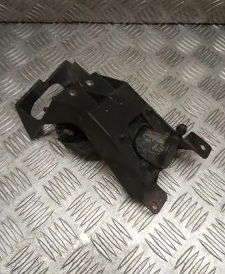 Headlight washer spray nozzle