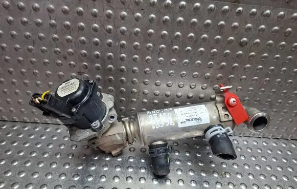 Peugeot 207 EGR valve S27624161 9658203780