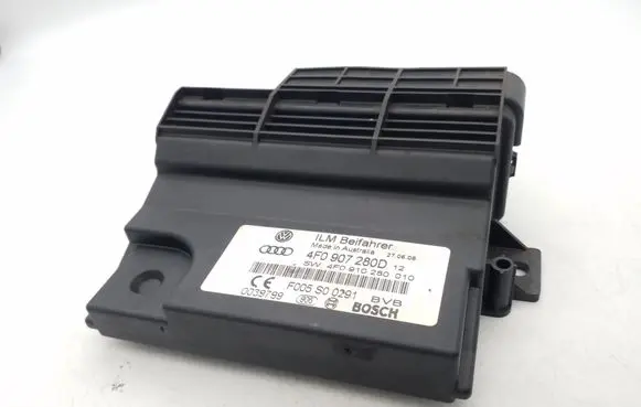 Audi Q7 4L Power management control unit 4F0907280D 4F0910280 F005S00291