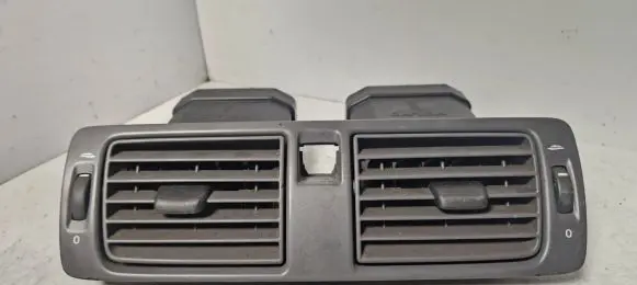 Volvo V50 Dash center air vent grill Y011450