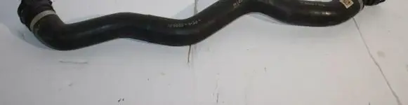 BMW 7 G11 G12 Engine coolant pipe/hose 8572905