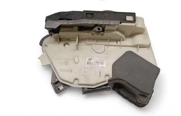Skoda Yeti (5L) Front door lock 5E1837016