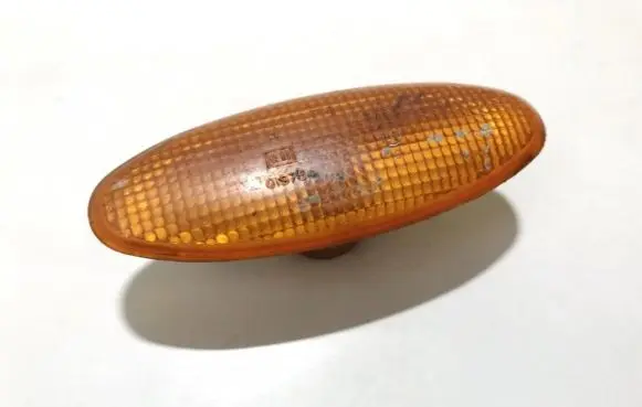 Ford Mondeo MK II Front fender indicator light 95gg13k309aa