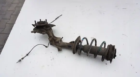 Nissan Qashqai Front wheel hub spindle knuckle MCPERSON