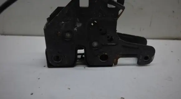 Seat Exeo (3R) Engine bonnet/hood lock/catch