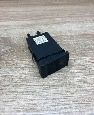 Audi A6 S6 C4 4A Windscreen/window heater switch 4A0941503G