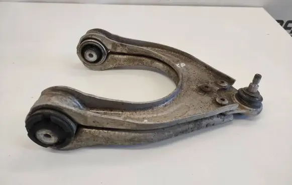 Mercedes-Benz E W211 Front lower control arm/wishbone 725094S1