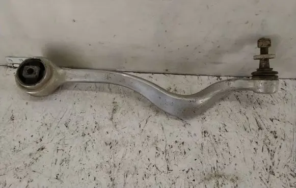 BMW 5 E39 Front control arm