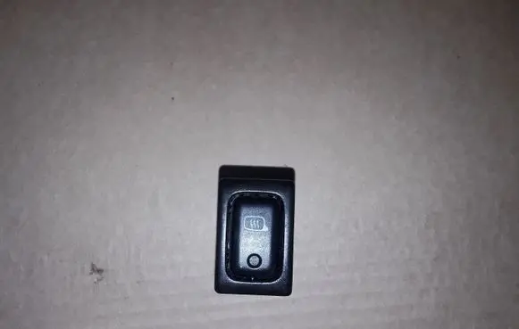 Suzuki Grand Vitara II Mirror heating switch NOCODE