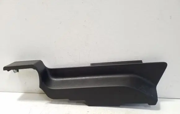 Volvo XC90 Rear seat side bottom trim 39829392