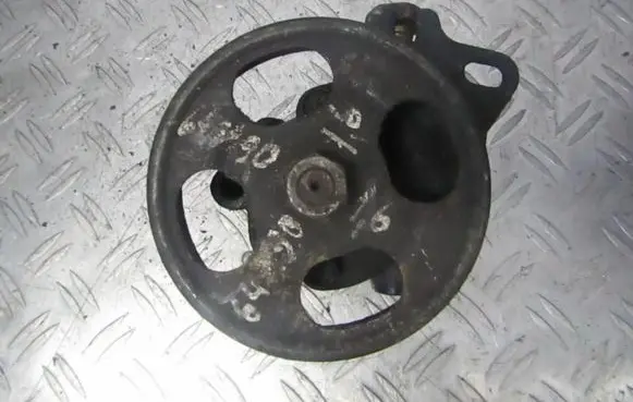 Nissan Sunny Power steering pump 4911052Y00