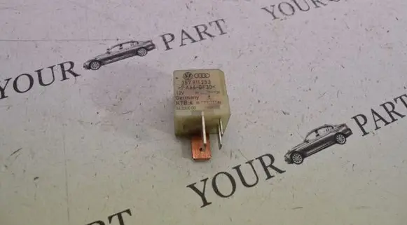 Seat Alhambra (Mk1) Glow plug pre-heat relay 357911253