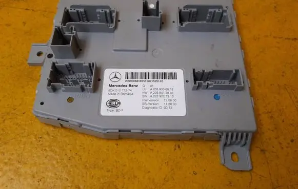 Mercedes-Benz C W205 SAM control unit A2059006818 A2229027310 A2059013904