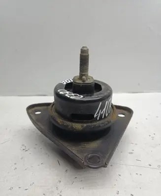 KIA Ceed Engine mount bracket