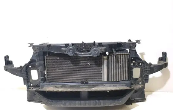 Hyundai i40 Radiator support slam panel