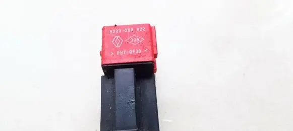 Renault Scenic II - Grand scenic II Other relay 8200253922 2024040