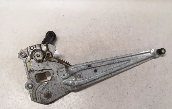 Toyota Yaris Rear door manual window regulator