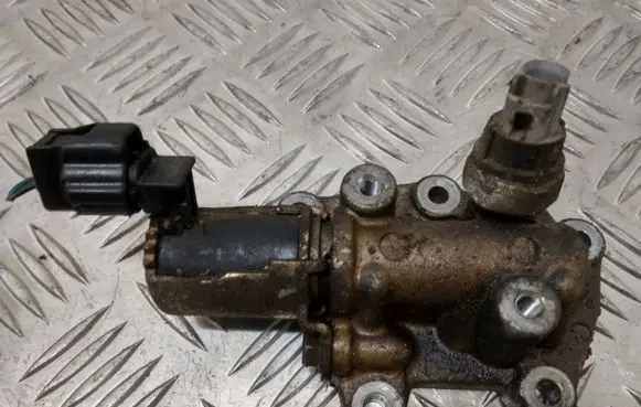 Pontiac Vibe Idle control valve (regulator) 1533022040
