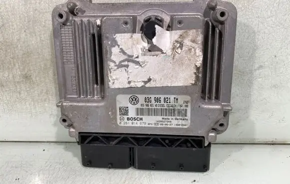Volkswagen Golf VI Engine control unit/module 03G906021TM 03G906021 0281014679